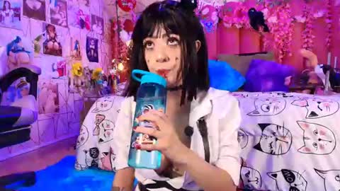     online show from 9, 7, 2026