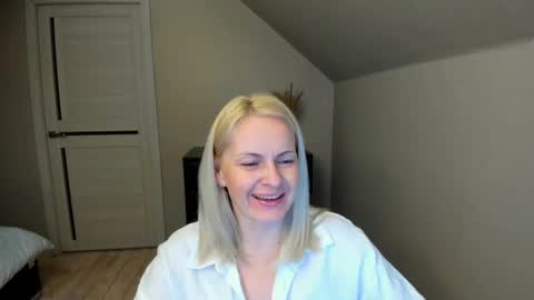 Alicee online show from 15, 2, 2025