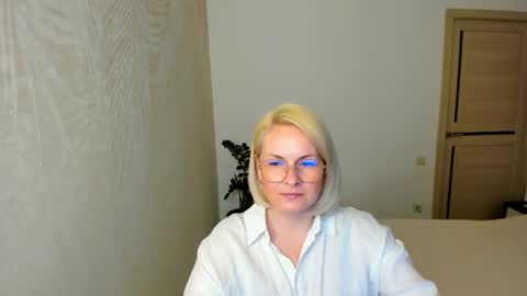 Alicee online show from 14, 4, 2026