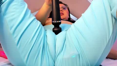 alicehott_05 online show from 26, 6, 2026