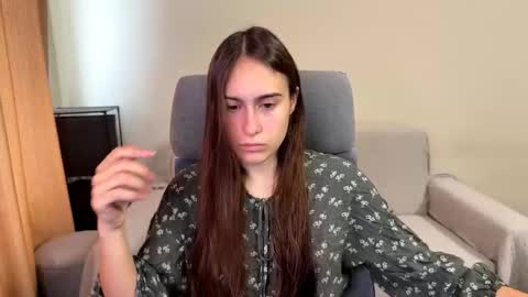 alicekollt online show from 15, 10, 2025