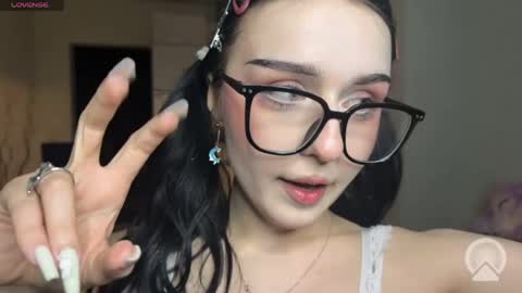 Alice loves chips online show from 23, 4, 2026