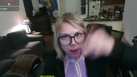 Alice Liddell online show from 11, 9, 2025