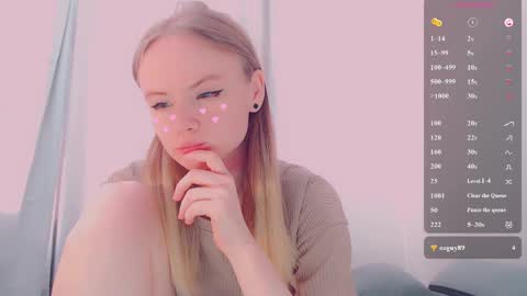 Snapshot of alicenya chatting on 12, 5, 2026 Alice online show from 12, 5, 2026
