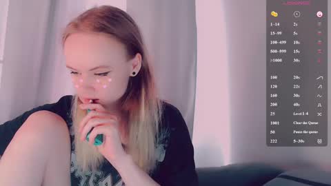 Snapshot of alicenya chatting on 25, 5, 2026 Alice online show from 25, 5, 2026