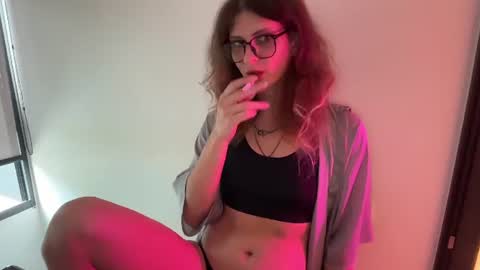 AlicePinkhead online show from 29, 6, 2026