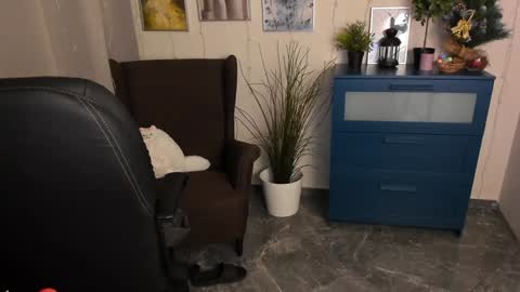 Snapshot of alicepopsy chatting on 13, 12, 2024 Alice online show from 13, 12, 2024