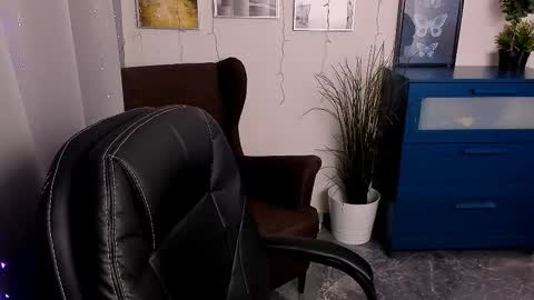 Snapshot of alicepopsy chatting on 2, 3, 2025 Alice online show from 2, 3, 2025