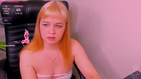 Snapshot of alicepopsy chatting on 12, 3, 2025 Alice online show from 12, 3, 2025