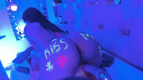 Alice online show from 28, 4, 2026