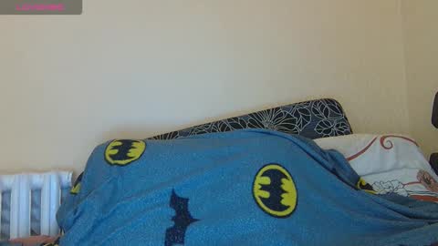 Snapshot of alicewoolfy chatting on 28, 9, 2025 AliceWoolfy online show from 28, 9, 2025