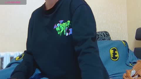 Snapshot of alicewoolfy chatting on 5, 10, 2025 AliceWoolfy online show from 5, 10, 2025