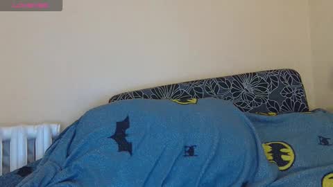 Snapshot of alicewoolfy chatting on 23, 10, 2025 AliceWoolfy online show from 23, 10, 2025