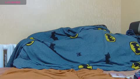 Snapshot of alicewoolfy chatting on 14, 11, 2025 AliceWoolfy online show from 14, 11, 2025