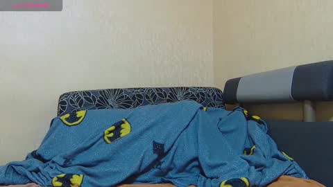 Snapshot of alicewoolfy chatting on 23, 11, 2025 AliceWoolfy online show from 23, 11, 2025