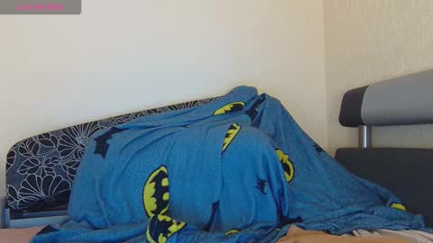 Snapshot of alicewoolfy chatting on 24, 11, 2025 AliceWoolfy online show from 24, 11, 2025