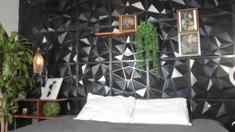 Snapshot of alicia_colton chatting on 3, 3, 2026 Alicia online show from 3, 3, 2026