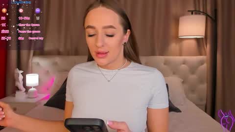 Mia online show from 3, 2, 2026