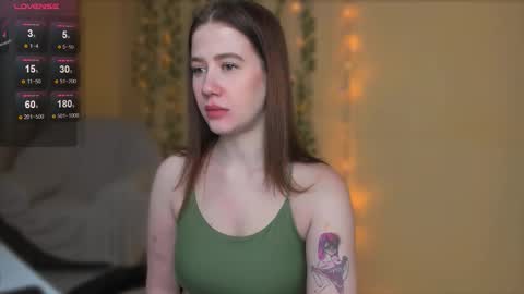 Snapshot of alicia_hines chatting on 23, 12, 2025 Alicia online show from 23, 12, 2025