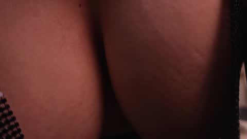 Alicia Lang online show from 20, 10, 2025