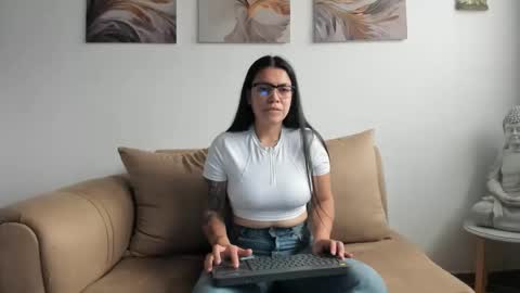 alicia_rainbow online show from 26, 5, 2026