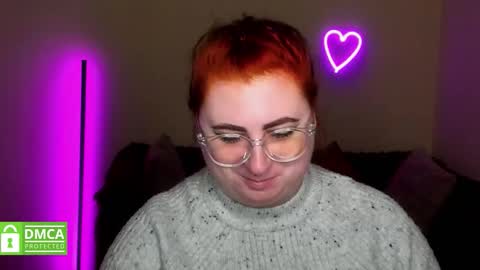 Snapshot of alicia_side_red chatting on 27, 9, 2025 Alicia online show from 27, 9, 2025