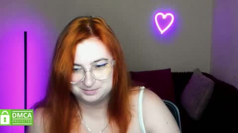 Snapshot of alicia_side_red chatting on 2, 10, 2025 Alicia online show from 2, 10, 2025