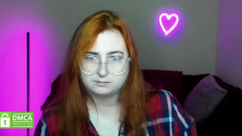 Snapshot of alicia_side_red chatting on 9, 10, 2025 Alicia online show from 9, 10, 2025