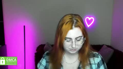 Snapshot of alicia_side_red chatting on 20, 10, 2025 Alicia online show from 20, 10, 2025