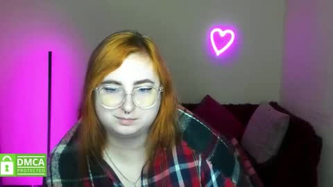 Snapshot of alicia_side_red chatting on 31, 10, 2025 Alicia online show from 31, 10, 2025