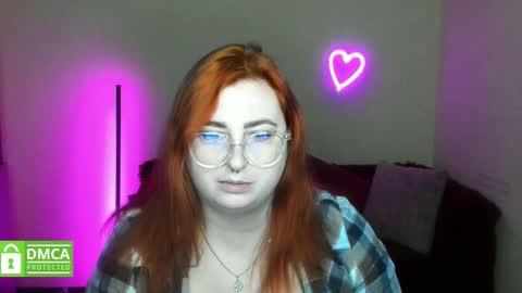 Snapshot of alicia_side_red chatting on 3, 11, 2025 Alicia online show from 3, 11, 2025