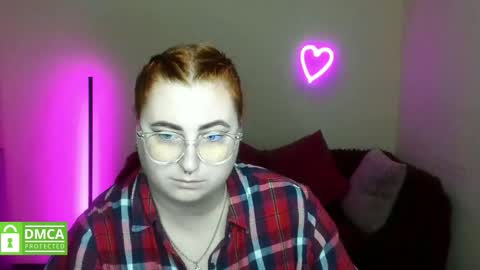 Snapshot of alicia_side_red chatting on 10, 11, 2025 Alicia online show from 10, 11, 2025