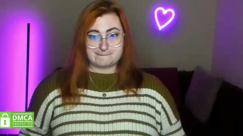 Snapshot of alicia_side_red chatting on 24, 11, 2025 Alicia online show from 24, 11, 2025