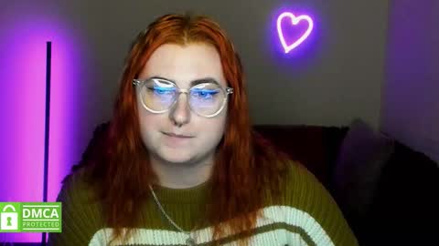 Snapshot of alicia_side_red chatting on 27, 11, 2025 Alicia online show from 27, 11, 2025