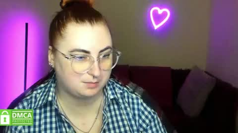 Snapshot of aliciaaared_kis chatting on 25, 11, 2025 Alicia online show from 25, 11, 2025