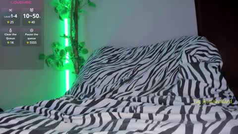 Snapshot of aliciaballard chatting on 7, 3, 2025 Jennyfer online show from 7, 3, 2025