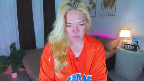 aliciacum online show from 15, 11, 2025