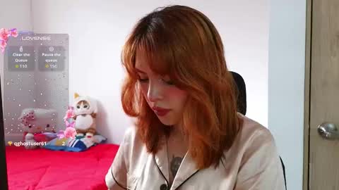 aliciia_23 online show from 27, 2, 2026