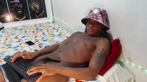 Snapshot of alid_17 chatting on 7, 12, 2024 Alid 17 online show from 7, 12, 2024