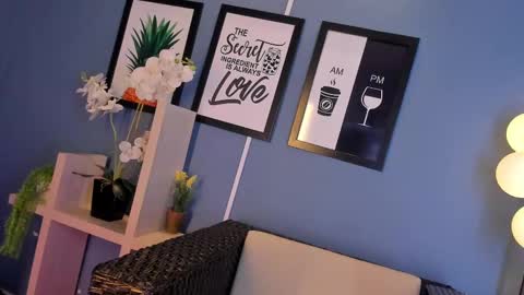 Ali Diaz online show from 20, 2, 2025