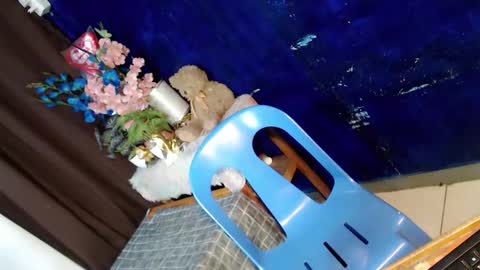 aliexagrey online show from 11, 3, 2026