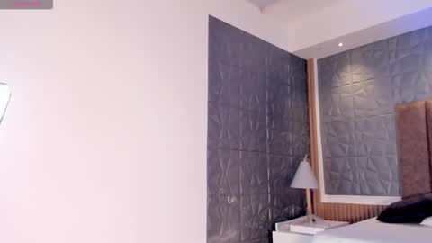 Snapshot of aliice_smithh chatting on 3, 12, 2025 Alice online show from 3, 12, 2025