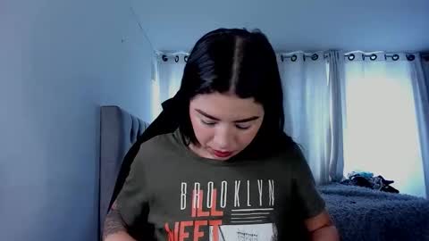 aliice_walker_ online show from 16, 2, 2026