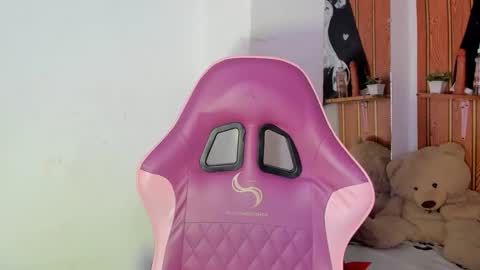 alika online show from 1, 12, 2025