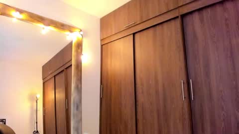 IG Alik nasso    online show from 11, 2, 2025