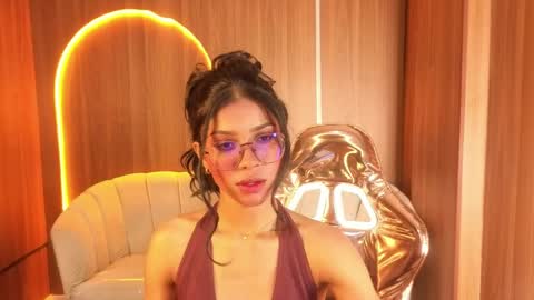 alina_b_ online show from 6, 4, 2026