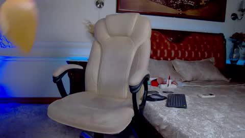 Snapshot of alina_grosu chatting on 28, 9, 2025 Alina online show from 28, 9, 2025