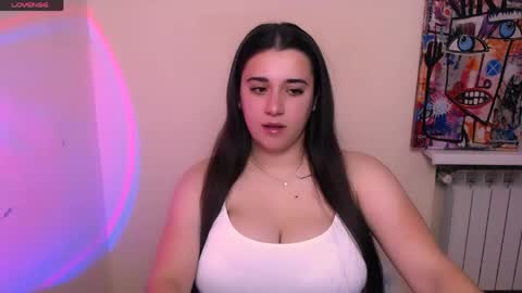 Snapshot of alinaasti_ chatting on 4, 5, 2026 Alina online show from 4, 5, 2026
