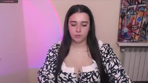 Snapshot of alinaasti_ chatting on 8, 5, 2026 Alina online show from 8, 5, 2026
