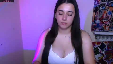 Snapshot of alinaasti_ chatting on 5, 6, 2026 Alina online show from 5, 6, 2026